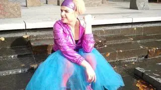 Stylizacje Kasi Bosackiej z ciucholandu