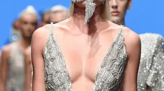 Kasia Szklarczyk na pokazie Grayling'a Purnell'a