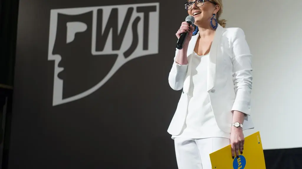 Kinga Burzyńska
