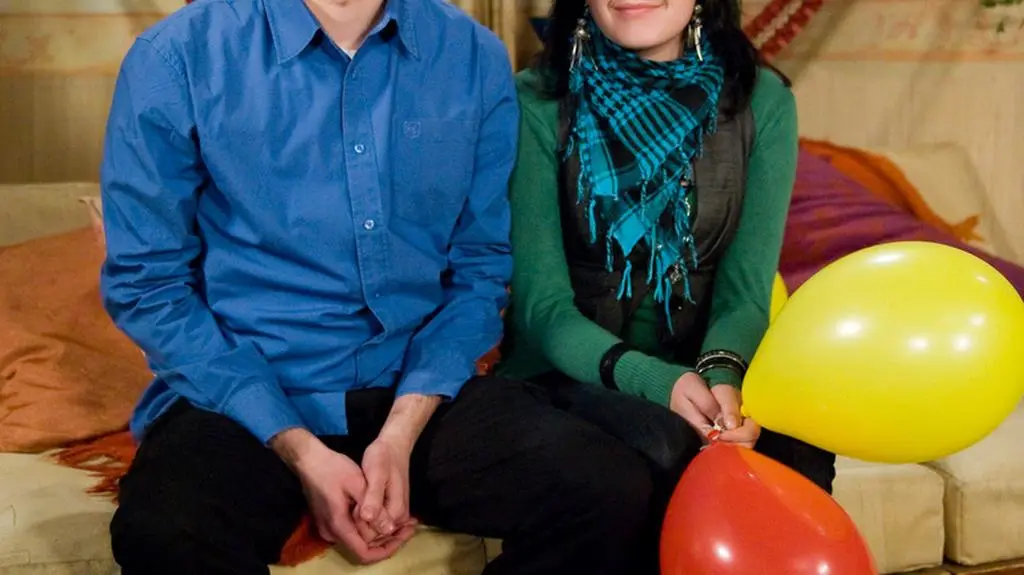 Maciek Domaszewski i Monika Markiewicz na planie "Na Wspólnej"
