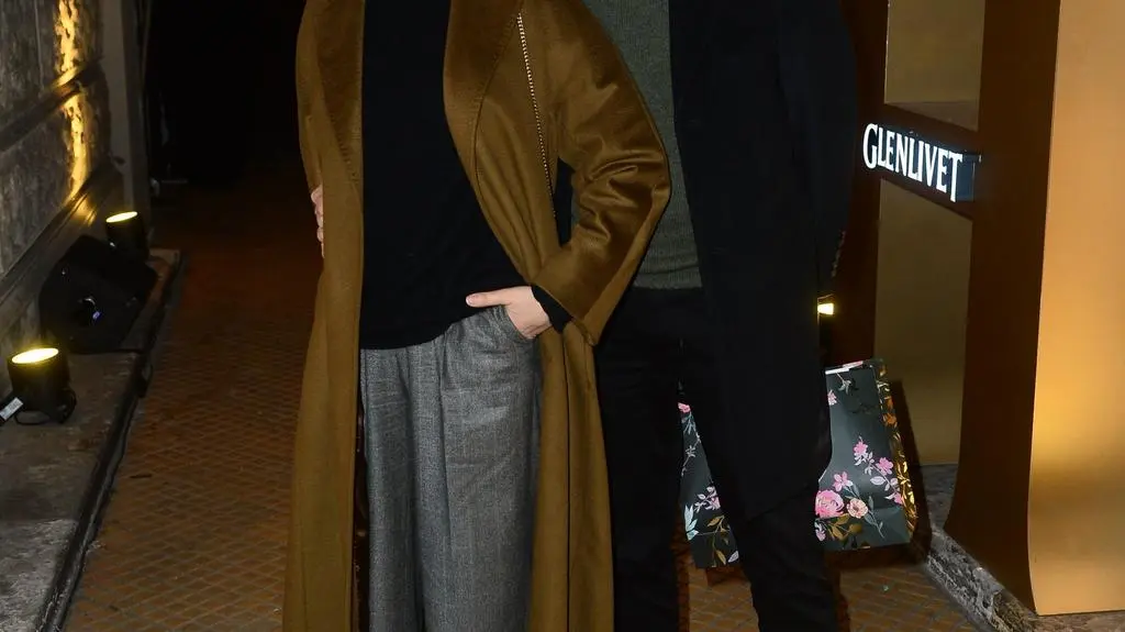 Martyna Kliszewska i Jakub Przebindowski na otwarciu nowego atelier Tomasza Ossolińskiego