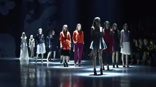 Cztery uczestniczki "Top Model" na pokazie Jemioła