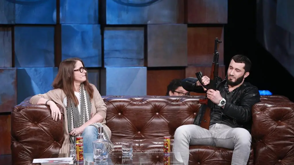 Monika Jaruzelska, Mamed Khalidov