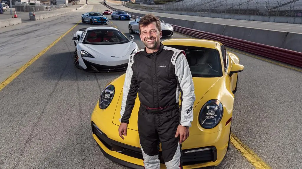 MotorTrend - Best Driver's Car 2019