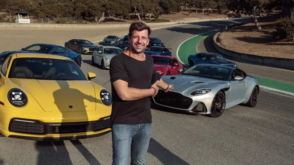 MotorTrend - Best Driver's Car 2019