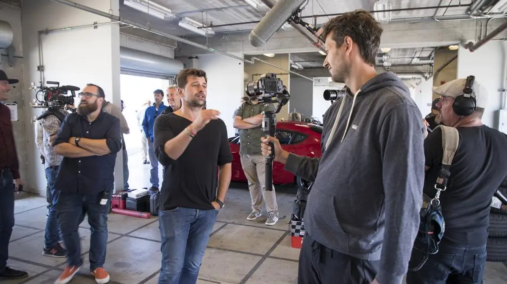 MotorTrend - Best Driver's Car 2019