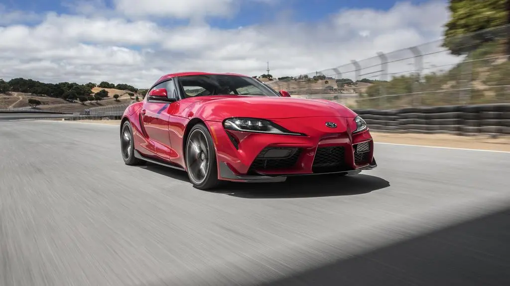 MotorTrend - Best Driver's Car 2019