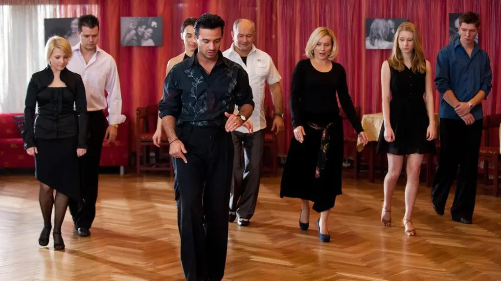 Danka uczy się tańczyć tango