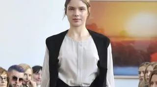 Kaczyńska wraca na wybieg! Towarzyszą jej Kurczab i Roman