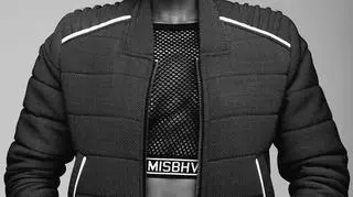 Osi Ugonoh w sesji #BÓG #HONOR #OJCZYZNA