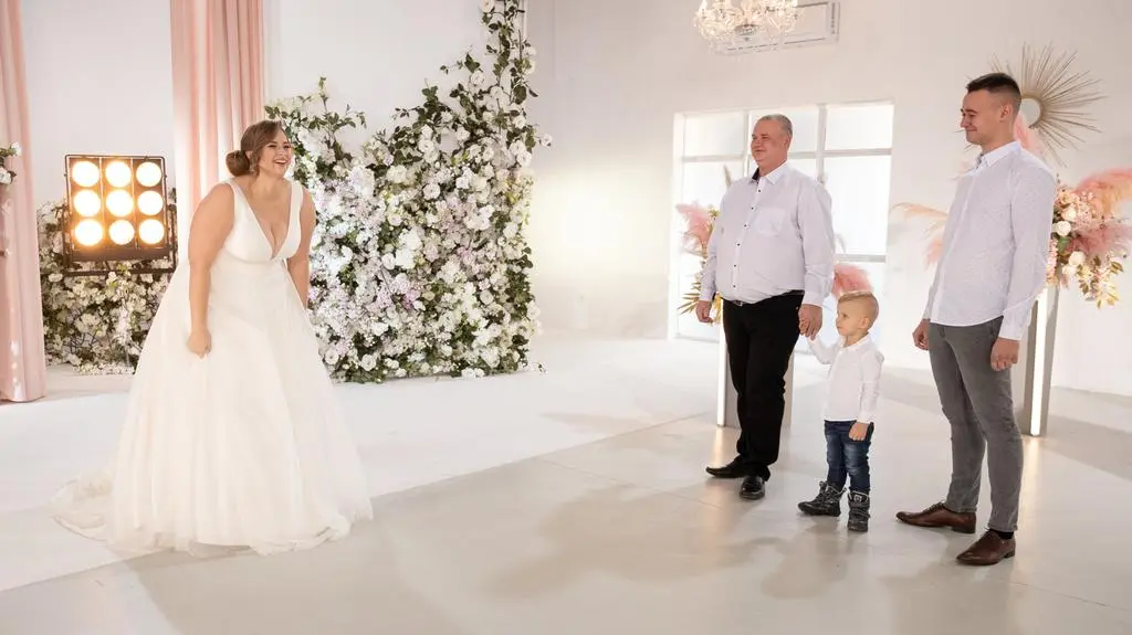 "Pary młode ponad miarę": Roksanie towarzyszyli tata, brat i syn