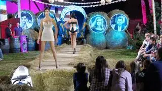 Pokaz bielizny na Mazurach