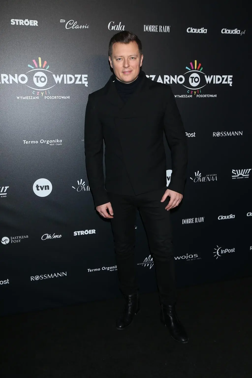 Premiera spektaklu "Czarno to widzę, czyli wymieszani, posortowani"