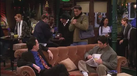Przyjaciele: Joey nosi torebkę!