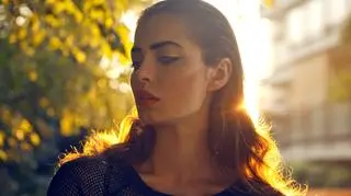 Uwodzicielska Renata w nowej sesji