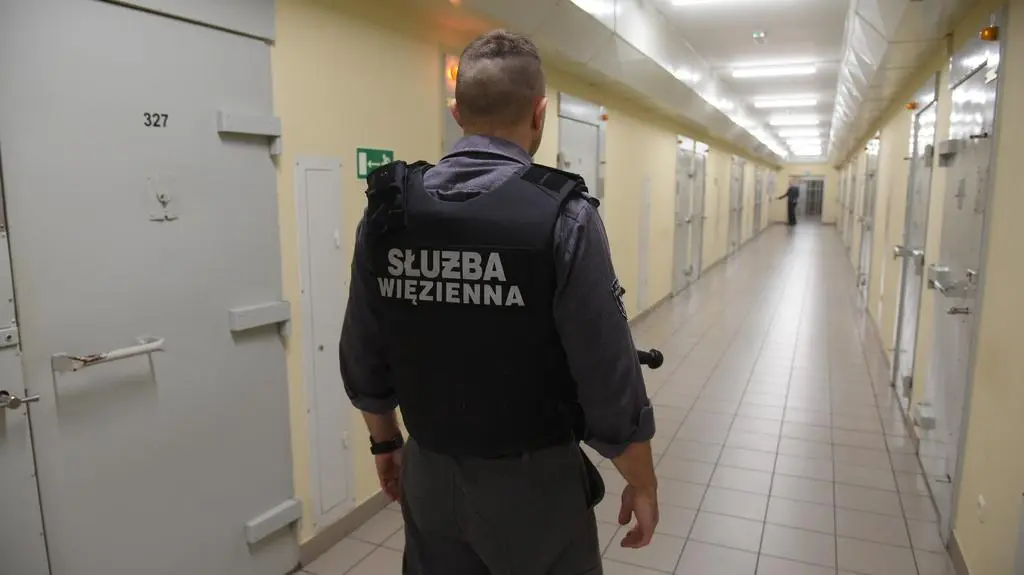 Służba Więzienna - seria 1
