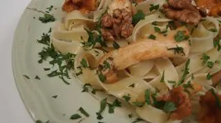 Tagiatelle z sosem grzybowym