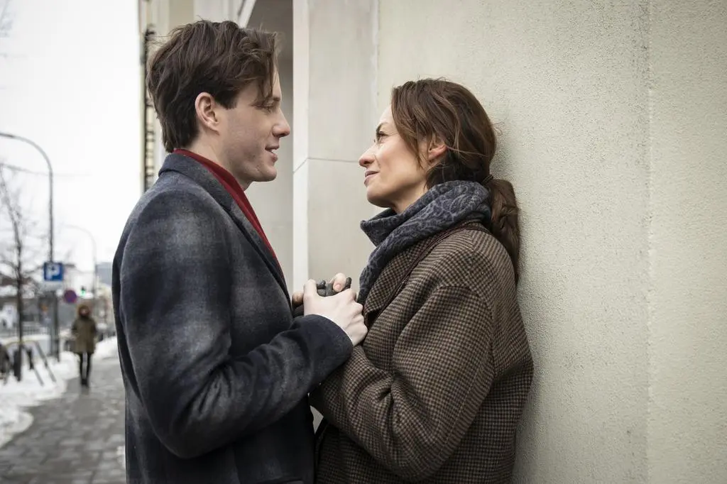 Tajemnica zawodowa: Misiek (Adrian Zaremba) i Julia (Magdalena Różczka)