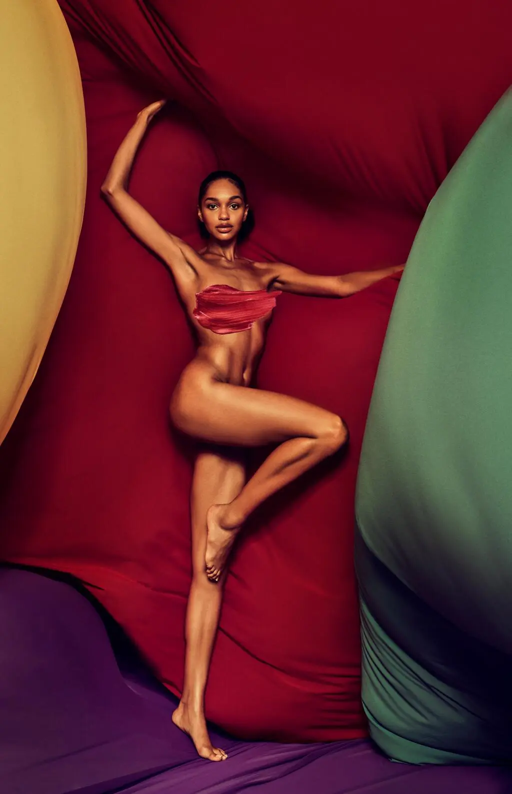 Top Model: Nicole Akonchong