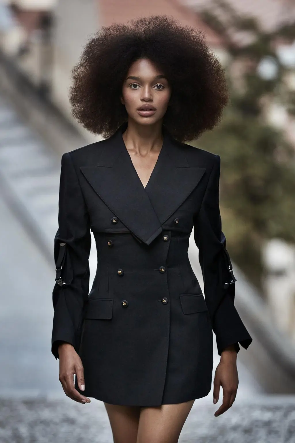 Top Model: Nicole Akonchong