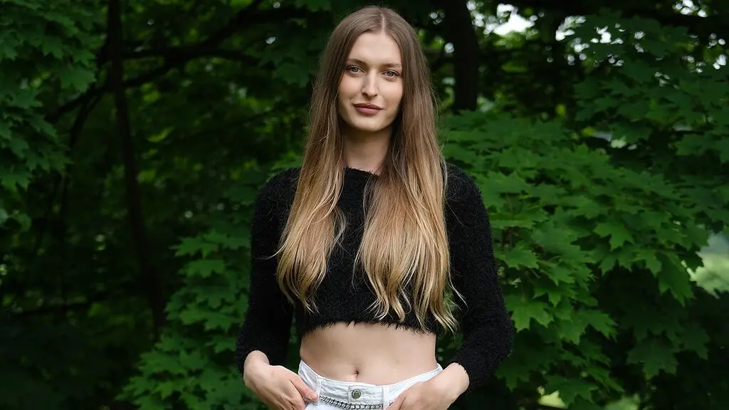 Top Model: Sophia Mokhar