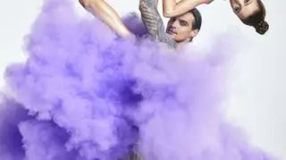 Top Model 10: Taneczna sesja z proszkiem holi