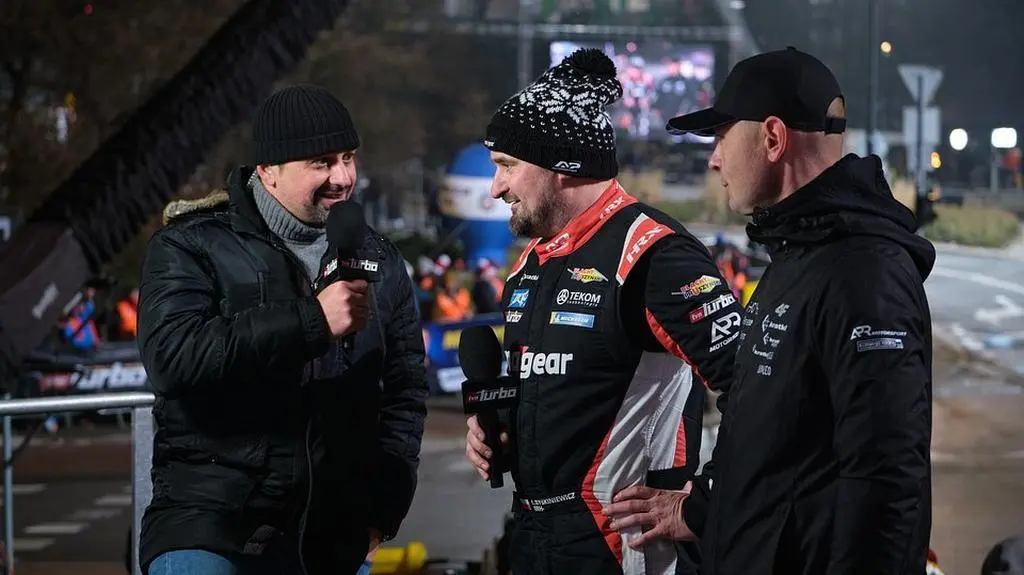 TVN Turbo Rally Team wygrywa Kryterium Asów na Karowej!