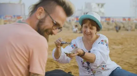 Wakacje z teściową: Daniel zabierze teściową na plażę