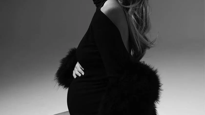 Zdjęcie z ciążowej sesji Izabeli Janachowskiej