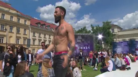 Nagie torsy i długie nogi na castingach do "Top Model"