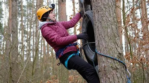 Projekt Lady: Uczestniczki na wysokościach w park linowym walczą z lękiem