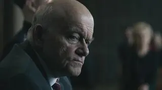 Chyłka - Oskarżenie: Tesarewicz uwolniony, ale to bynajmniej nie koniec tej sprawy... 