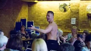 „Kobiety, które płacą za seks”