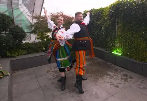 Propagują polski folklor na całym świecie. Poznajcie twórców projektu Folk Around
