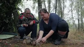 Budowa szałasu i rozpalanie ogniska w deszczu. Jak poradziła sobie Marzena Rogalska?