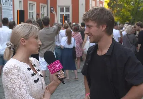 Maciej Musiał organizatorem dancingu jednoczącego pokolenia. "Taki był zamysł" 