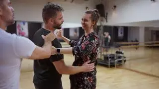 "Ślub last minute": Ile czasu potrzeba, aby zatańczyć wymarzony pierwszy taniec?