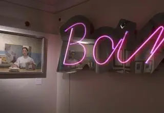 Tematem przewodnim tej wystawy jest jedzenie. "W innych muzeach taka codzienność nie zawsze występuje"