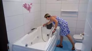 Wakacje z teściową: Tereska urządziła sobie kąpiel