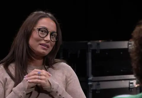 Paulina o życiu z 30 lat starszym mężczyzną. "Załatwię Tobie najlepsze i najseksowniejsze pielęgniarki"