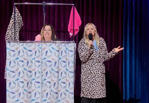 "Rogalska Show": Mama na obrotach zaśpiewała po śląsku... pod prysznicem!
