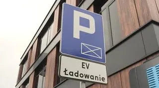 Nie parkuj przy ładowarce! Grzywna może wynieść nawet 5000 zł