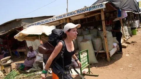 Niebezpieczna sytuacja Moniki i Igi w "Afryka Express". "Ktoś za nami gwizdał, robiło się niebezpiecznie" [PRZED EMISJĄ W TV]