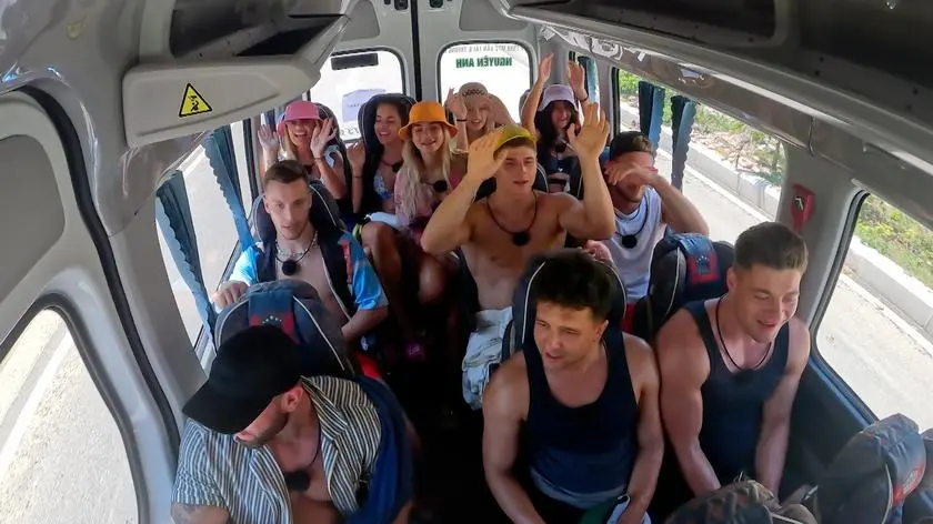 TVN7_PRORES_HOTEL_PARADISE_S08_ODC_35