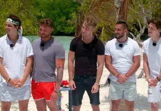 Henryk Sienkiewicz wyreżyserował "Potop"? Test z wiedzy ogólnej kontra uczestnicy "Hotelu Paradise 7"