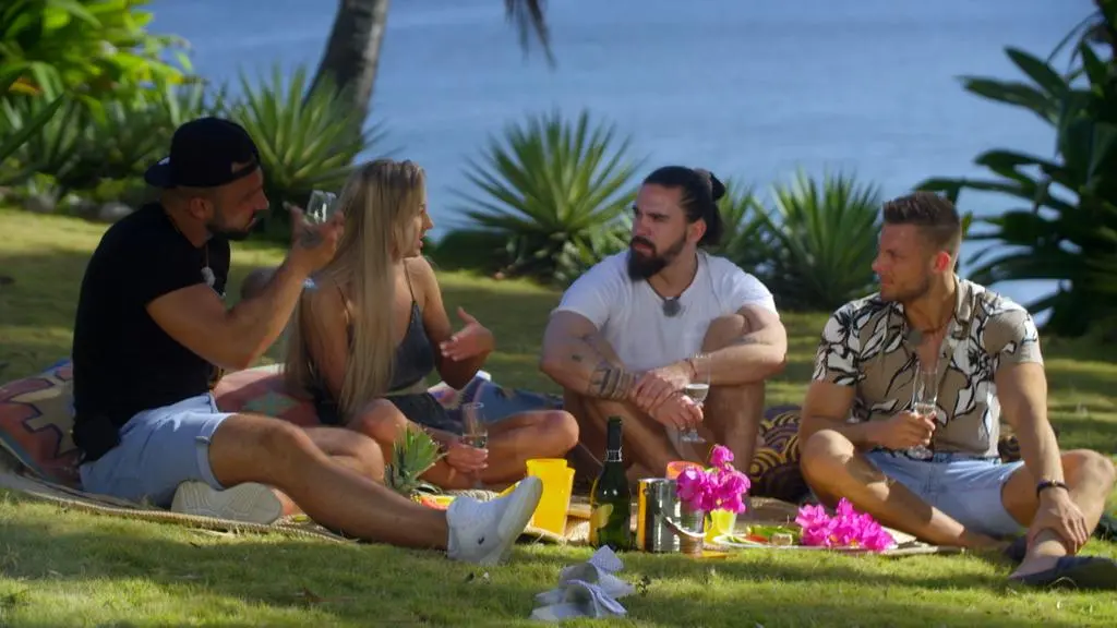 Hotel Paradise 6