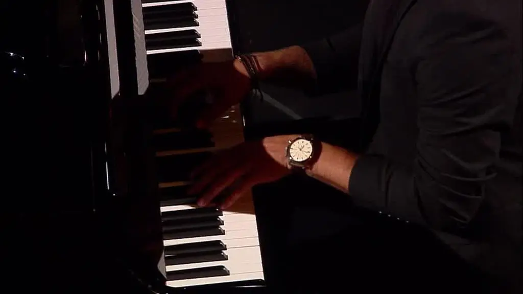 "Rainbow" w wykonaniu Szpaka wciśnie Was w fotel!