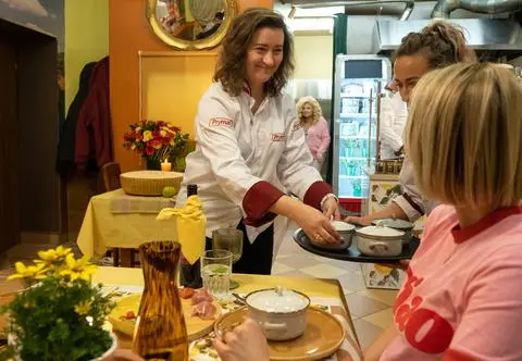 Pizzeria Antonio po 22 latach ma problemy. Kucharz zdradza, że ciasto... przywożą 