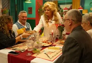 ''Kuchenne rewolucje 30'' odc. 9. Jak Magda Gessler oceniła restaurację ''Trattoria La Piccola Strada''? Zobacz, jak teraz wygląda!