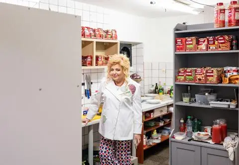 ''Kuchenne rewolucje'' w Jeleniej Górze! Magda Gessler ocenia śniadaniownię ''Pod Batutą''